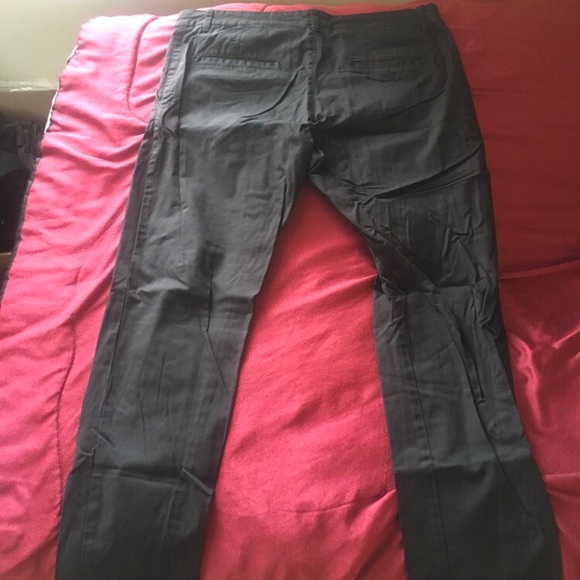 H&M USED Men’s Black Trousers - Picture 2 of 2